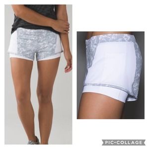 Lululemon Meshed Up Shorts White Silver Size 4